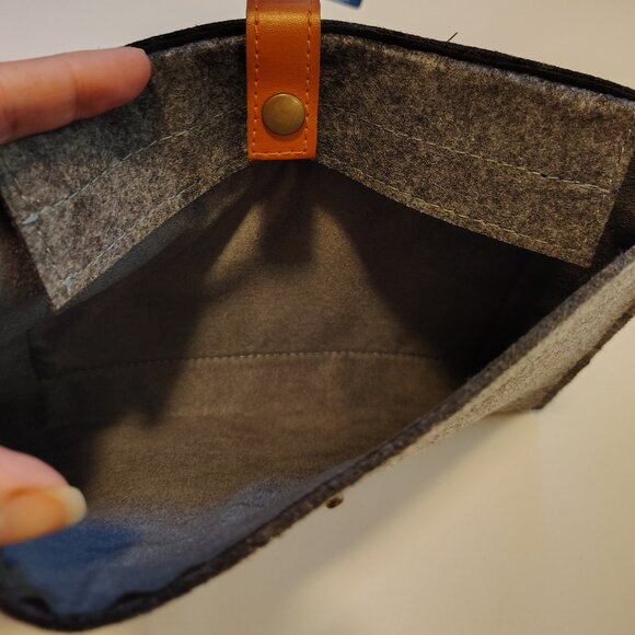 Parblo Clutch Tablet Case 10” X 7.5” Grey Felt Travel Protector Pad - Picture 4 of 4